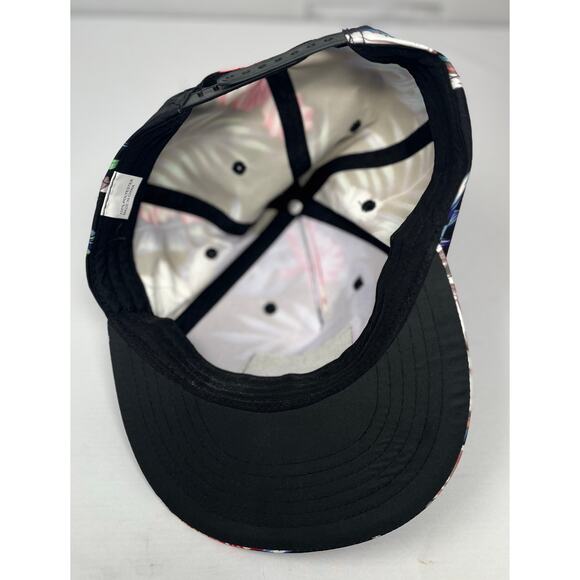 Truly Hard Seltzer Baseball  Cap Pre-Owned in good condition Hawaiian style - Picture 4 of 5